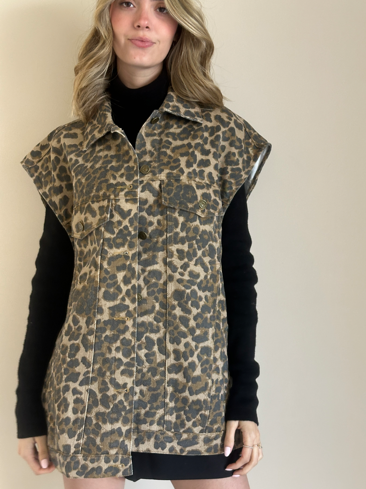 CHALECO OVERSIZE LUNAR ANIMAL PRINT