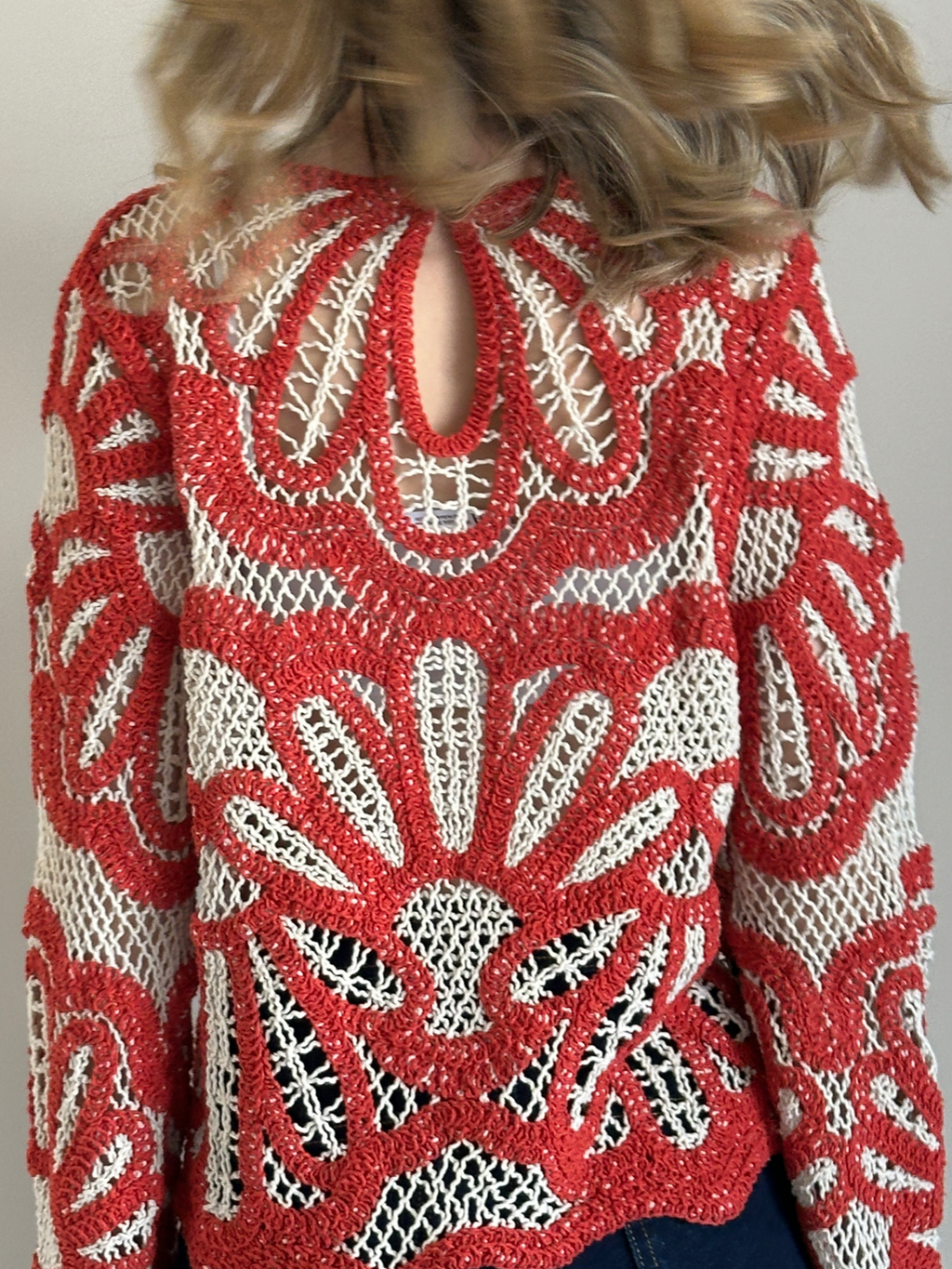 BLUSA CROCHET FLORES RUST