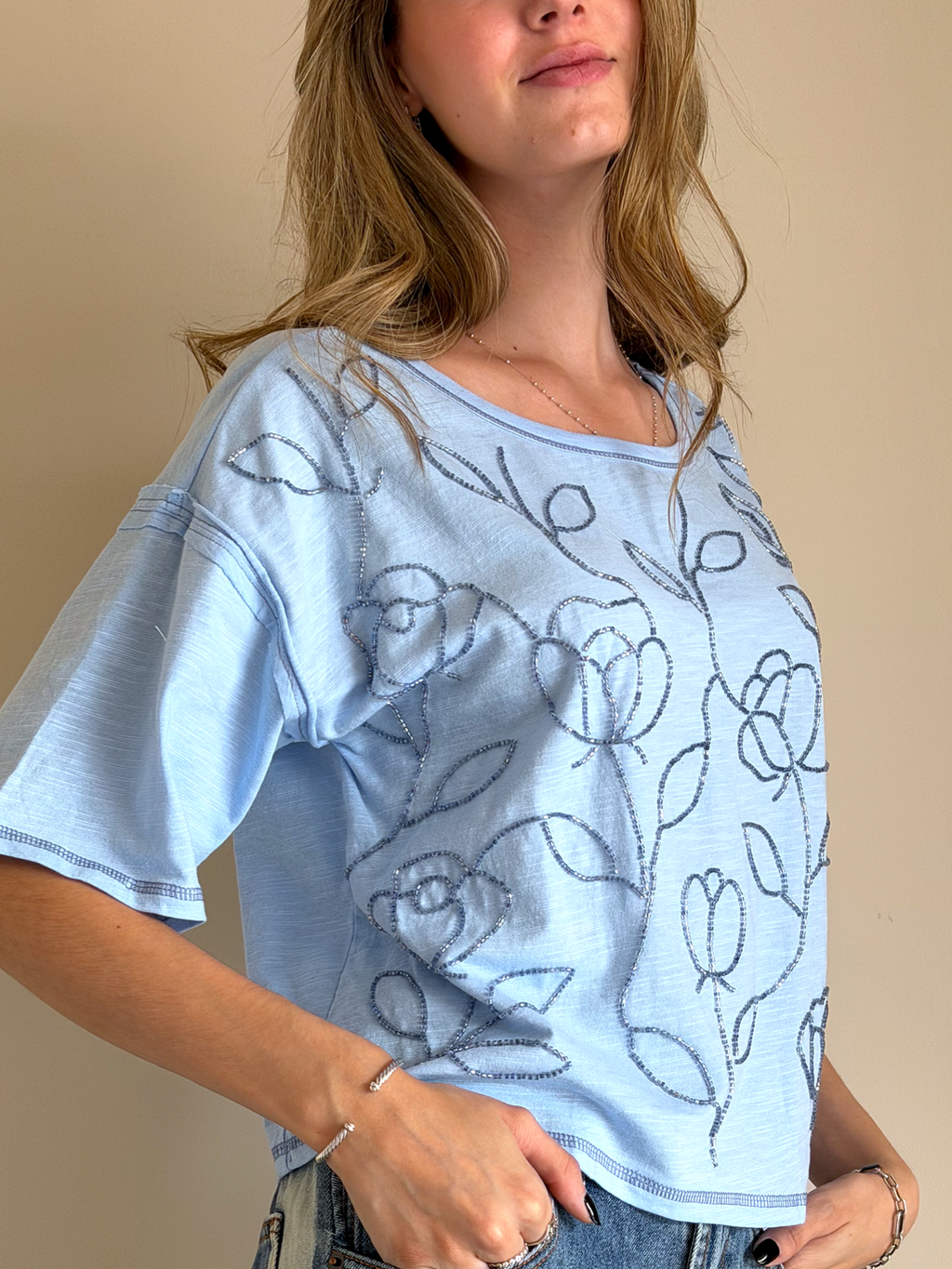 BLUSA FLOR CELESTE AZUL