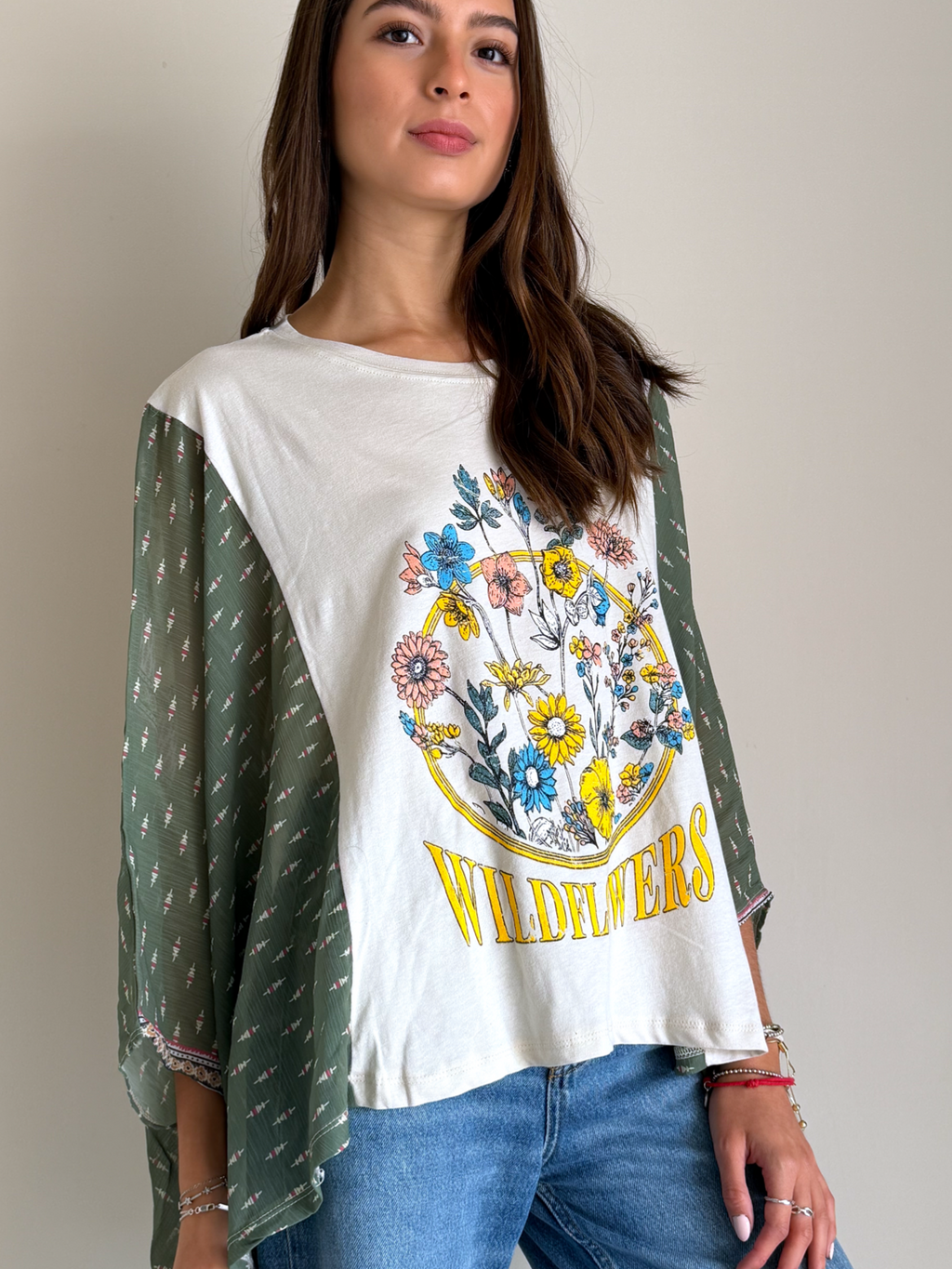 T-SHIRT ARENA DORADA