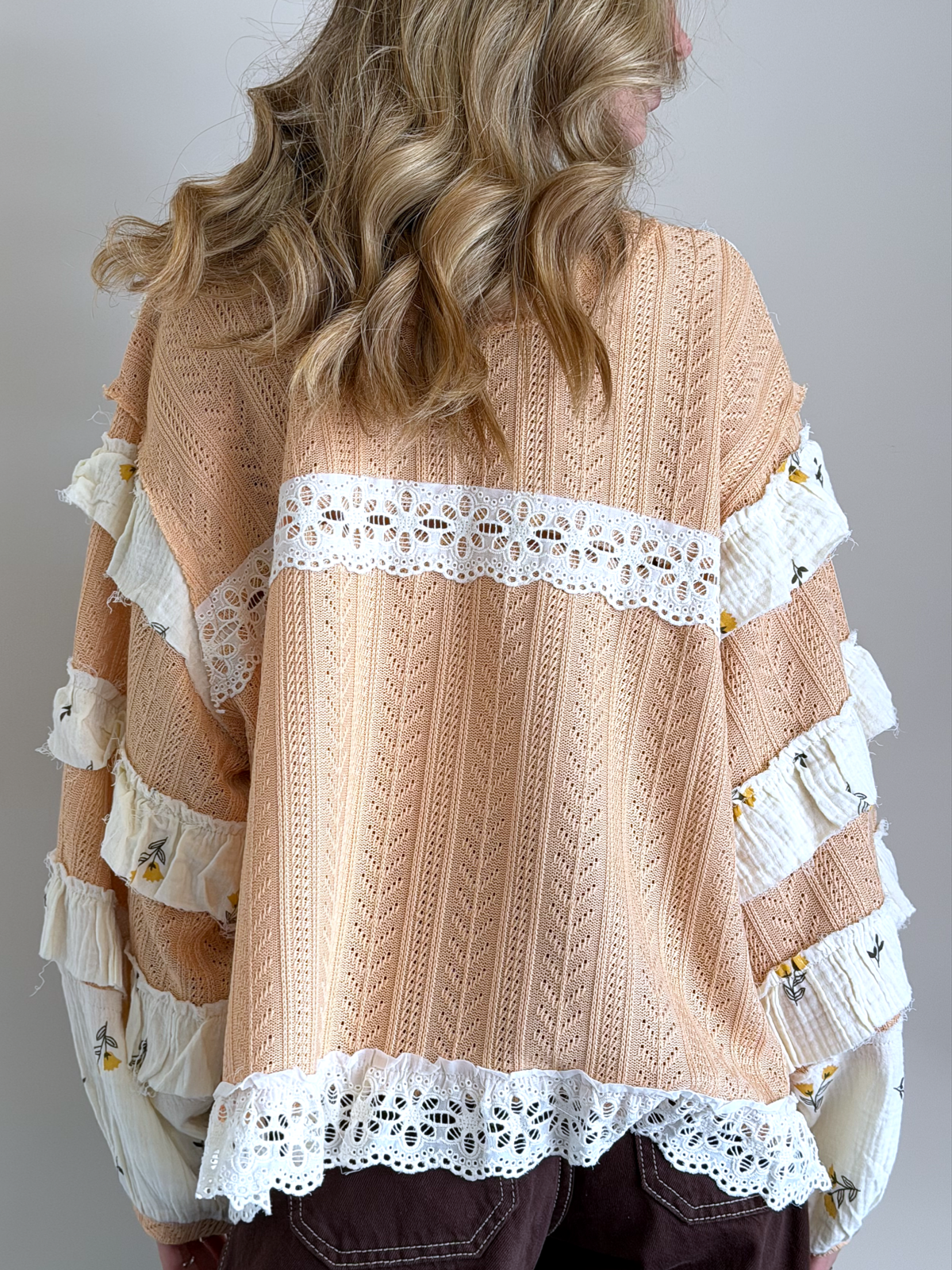 BLUSA NEBULA ROMÁNTICA