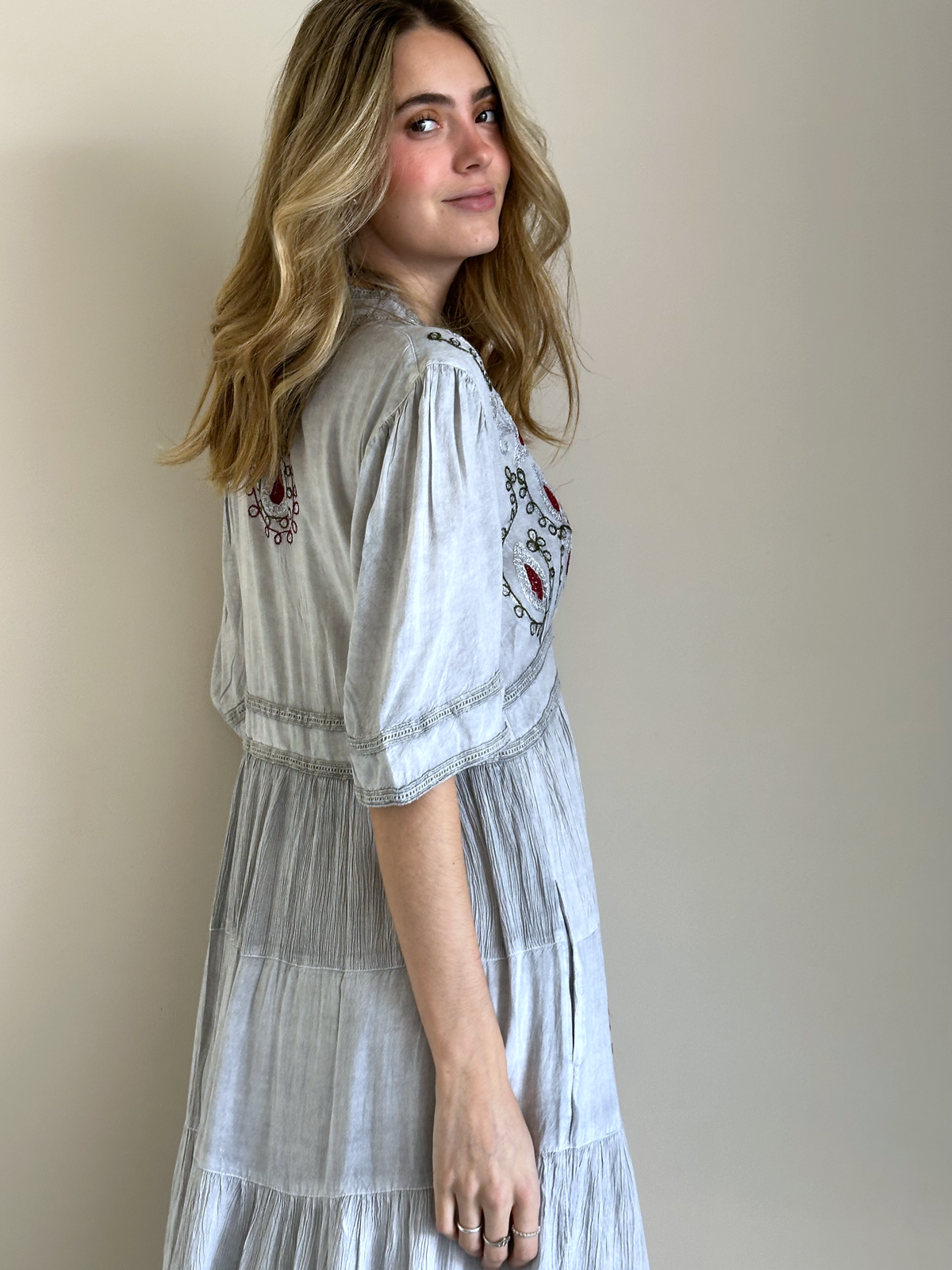 VESTIDO MAXI AURA DE GAIA GRIS