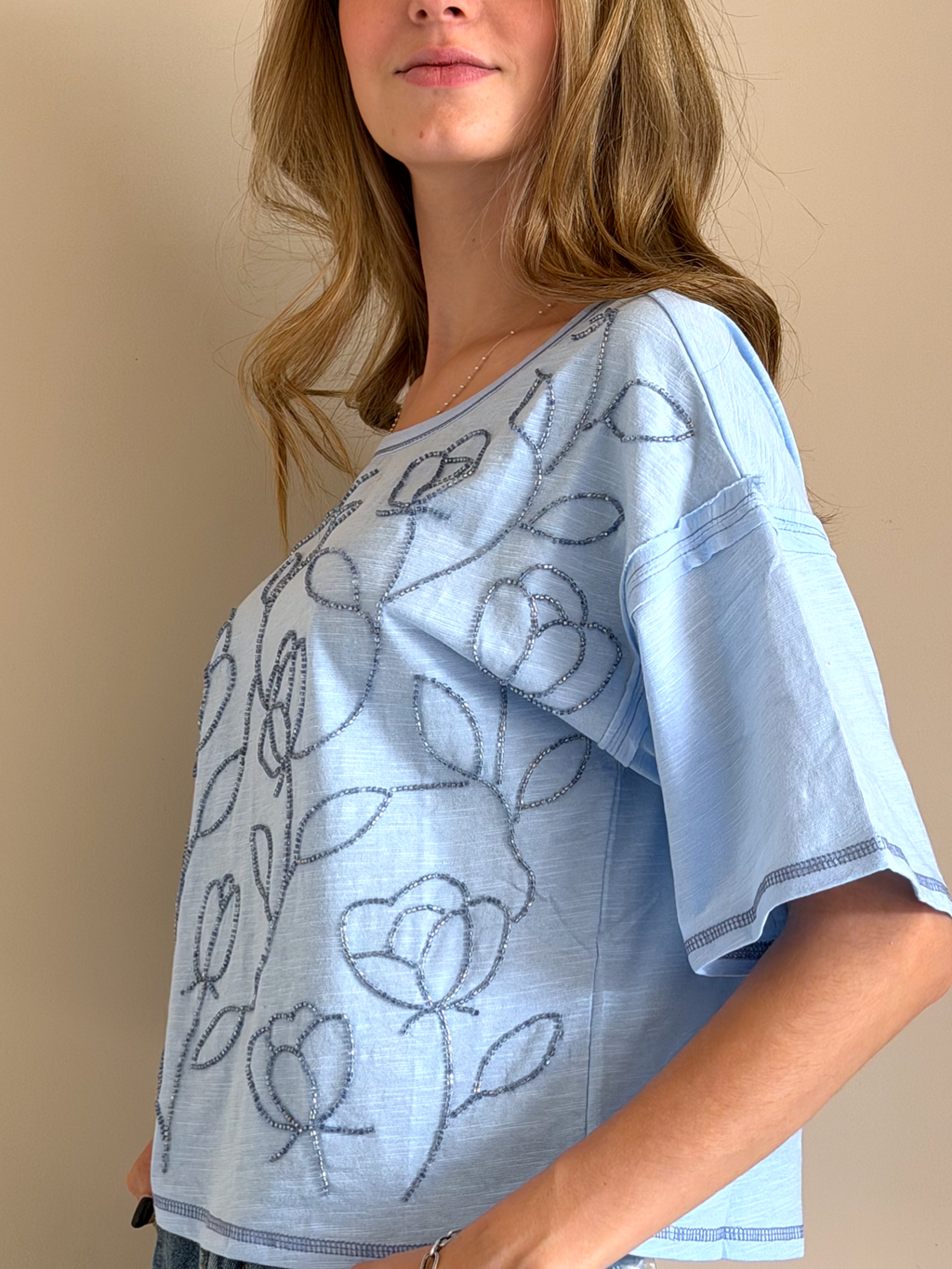 BLUSA FLOR CELESTE AZUL