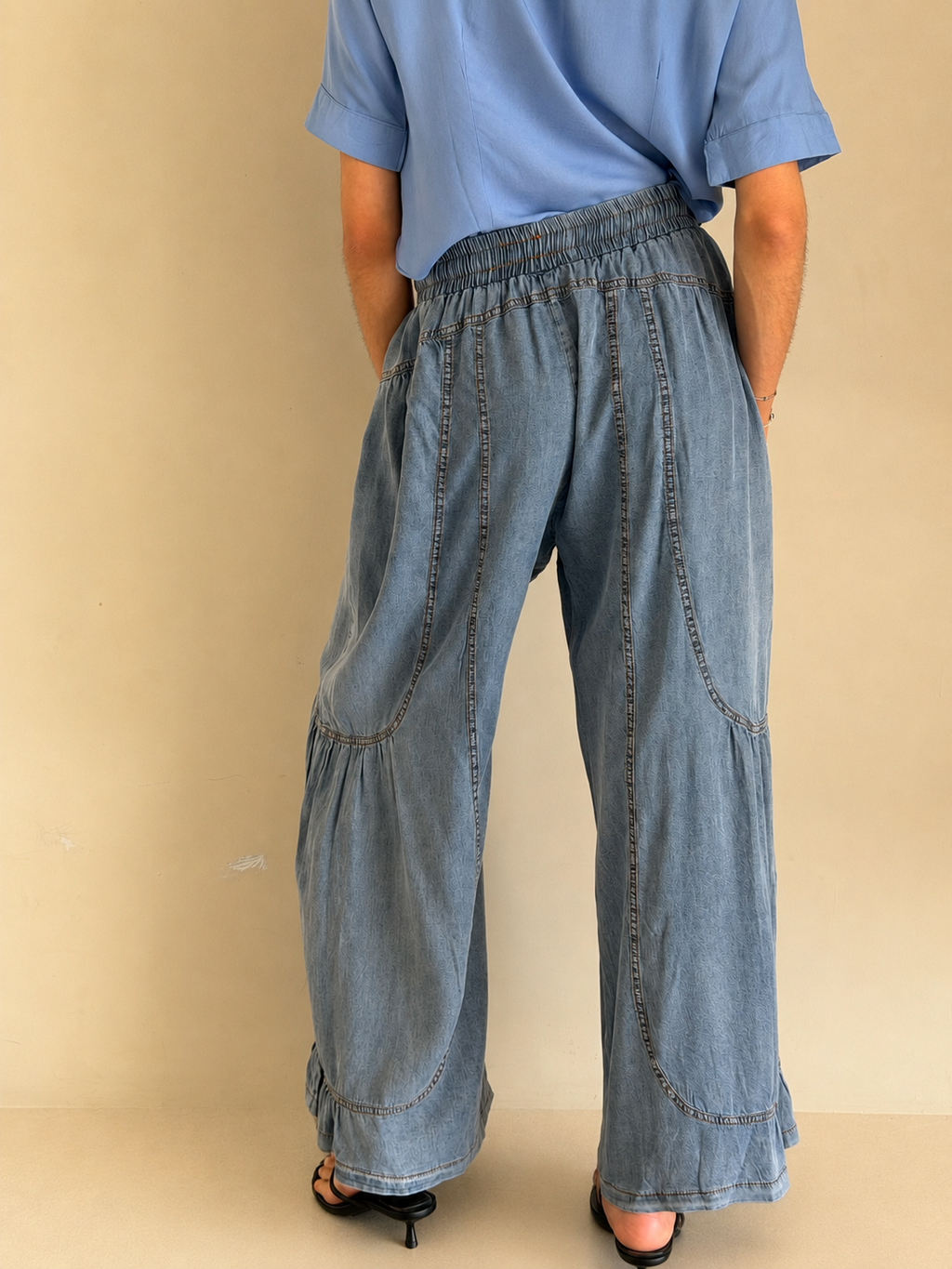 PANTALÓN DENIM ALMA SIDERAL