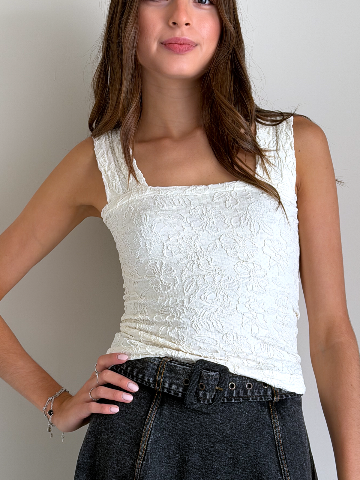 TOP NEBULOSA NATURAL IVORY