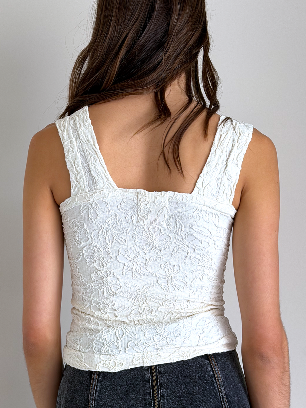 TOP NEBULOSA NATURAL IVORY
