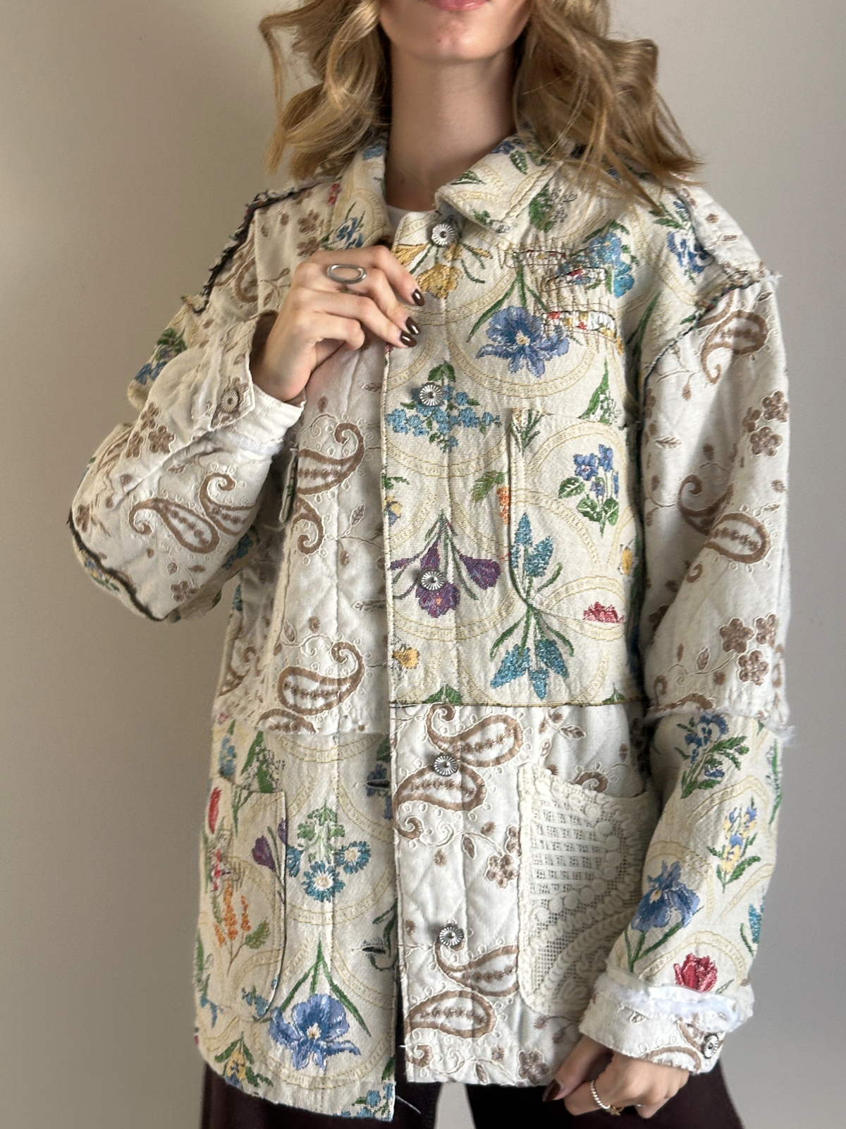 PRE VENTA - CHAMARRA JARDÍN LUNAR - SE MANDA 4 DE FEBRERO