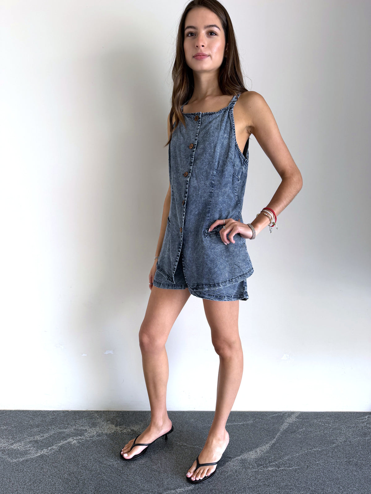 DLR. Easy Days Romper