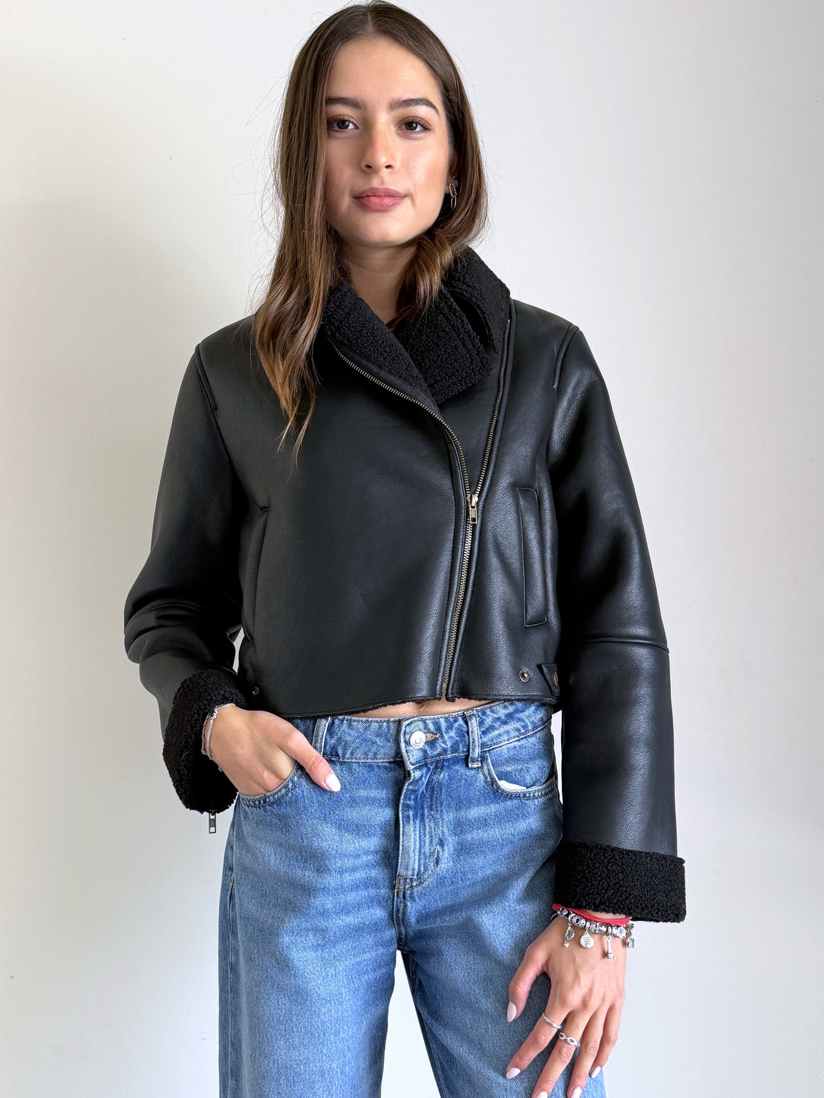 DLR. Clove Biker
